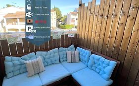 Joli T2/ Tram/ Clim/ Parking/ Wifi/ Piscine