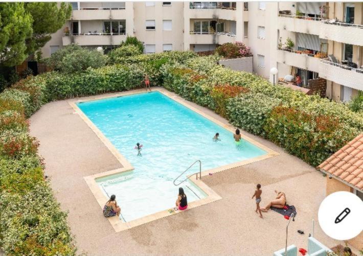 Appartement Joli T2/ Tram/ Clim/ Parking/ Wifi/ Piscine à Montpellier Extérieur photo
