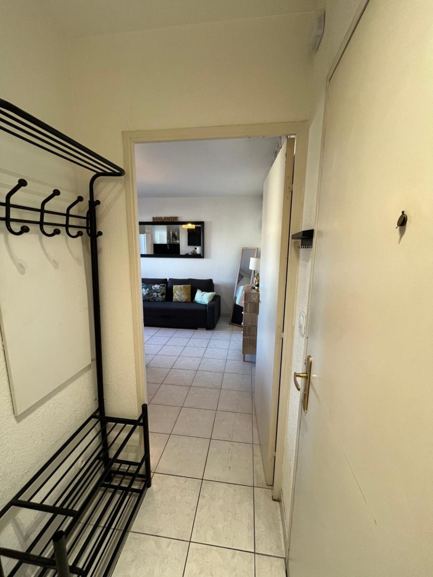 Appartement Joli T2/ Tram/ Clim/ Parking/ Wifi/ Piscine à Montpellier Extérieur photo