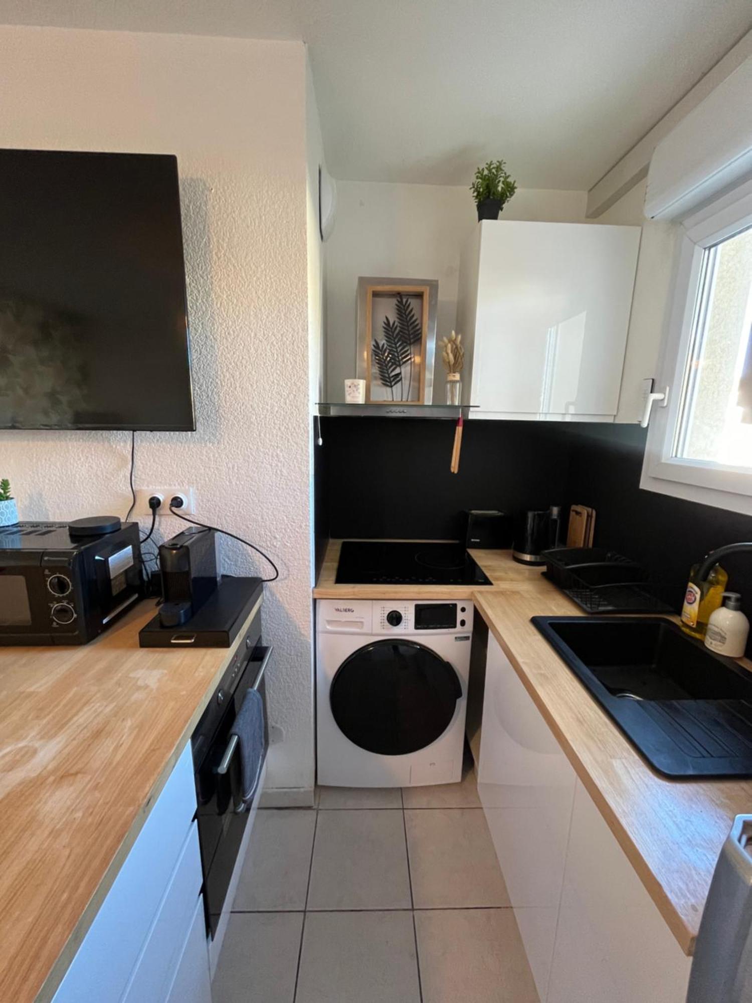 Appartement Joli T2/ Tram/ Clim/ Parking/ Wifi/ Piscine à Montpellier Extérieur photo